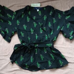Ruffle sleeve blouse